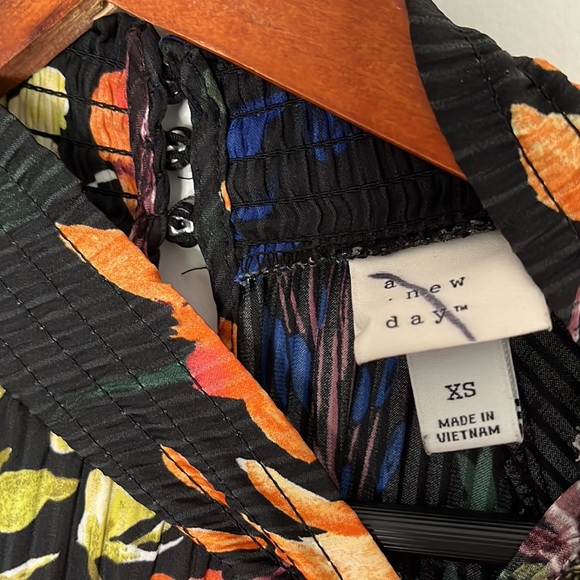 SOLD a new day Midi Dress Long Sleeve Womens XS Black Vibrant Floral Smocked - Picture 5 of 5